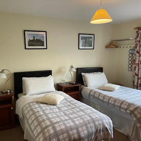Corrib View 4*