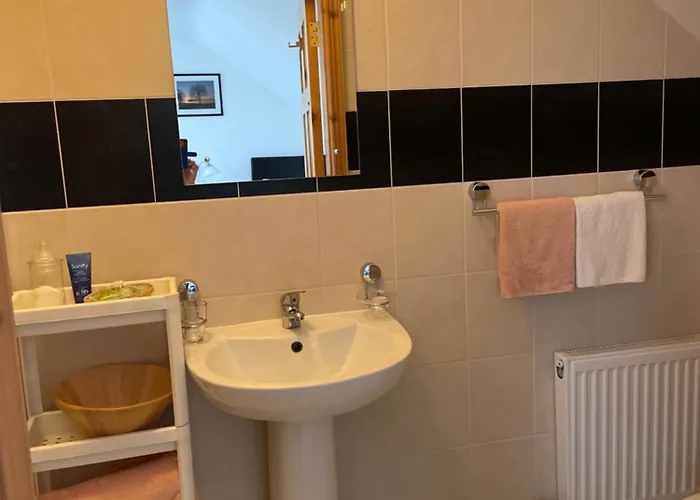 Corrib View בית הארחה